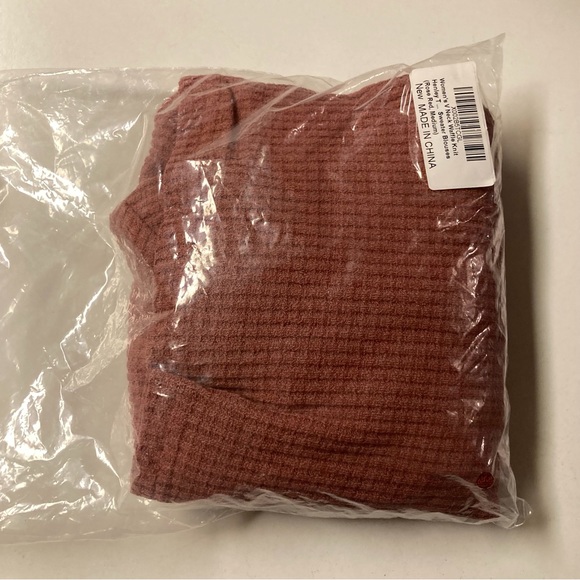 WOMEN'S V Neck Waffle Knit Henley Tops Brick Red - Picture 16 of 16